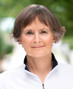 Dr.Beth Mansfield