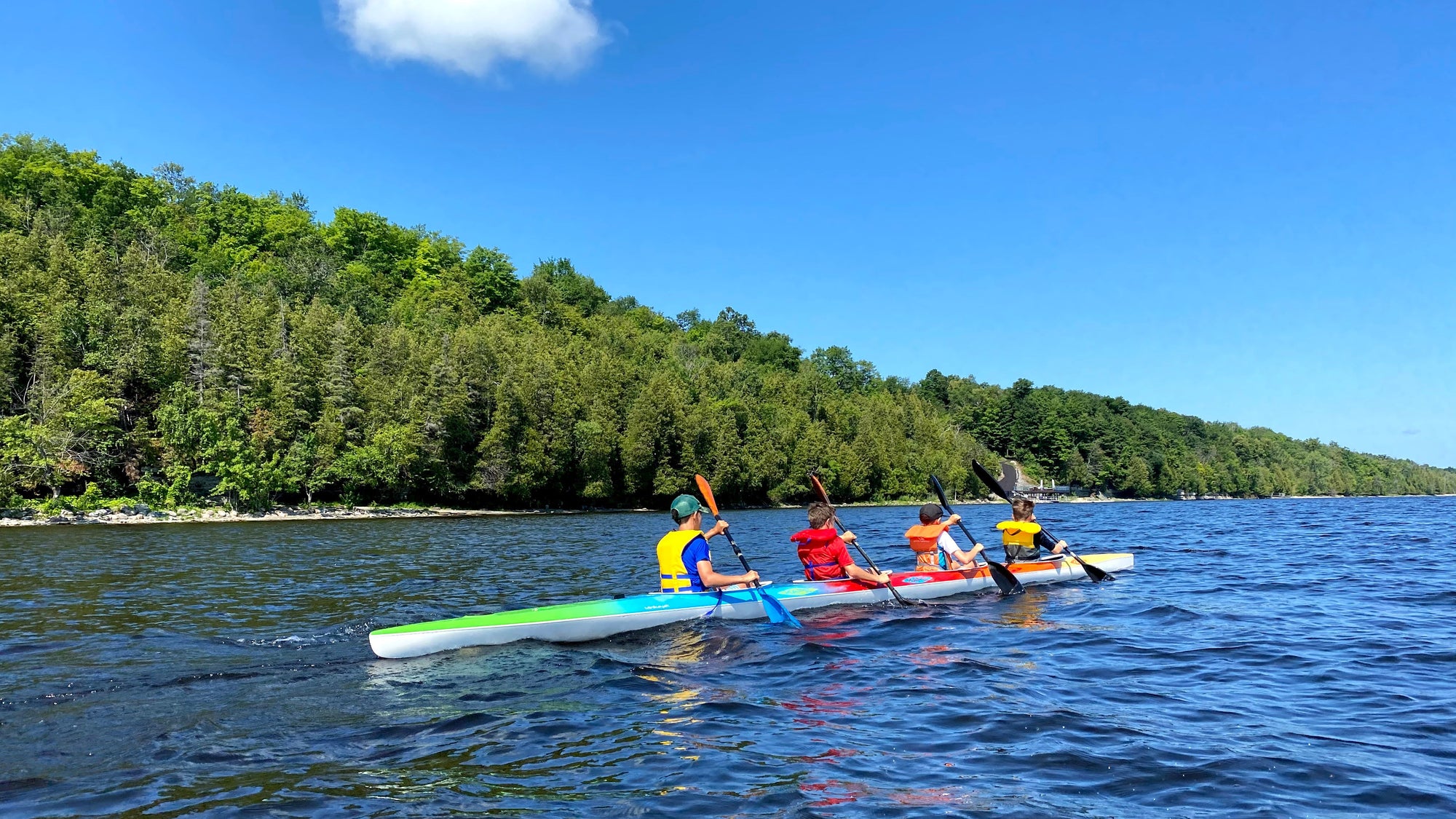 U12 athletes practicing in the ORCC rainbow K4